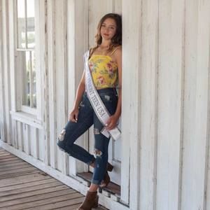 Meet your Posher, Samantha